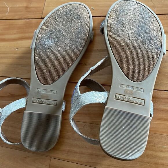 BCBGeneration gold sparkle studded flat strappy sandals. Buckle ankle strap. 6 - Picture 6 of 6